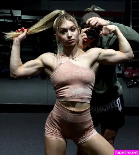 Nell Grabowski OnlyFans Thumbnail #uY3zGbqIts