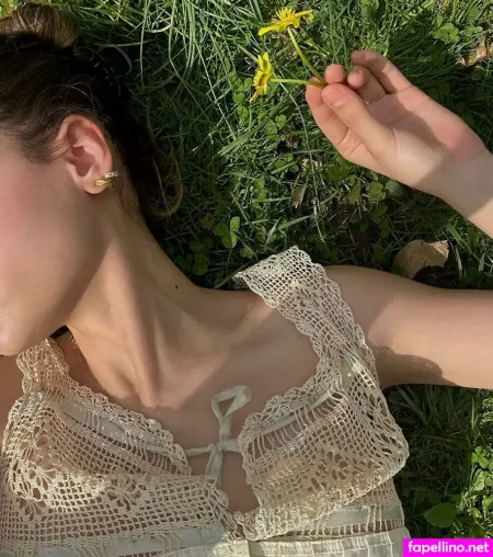 Nell Verlaque OnlyFans Thumbnail #Kq4V47ZZzg