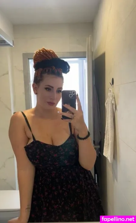 Nellacarter OnlyFans Thumbnail #eQU1p35kFP