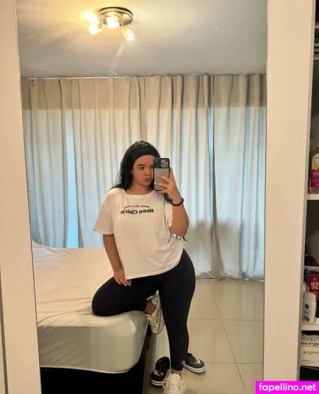 Nellafrietti OnlyFans Thumbnail #a24FCffTuZ