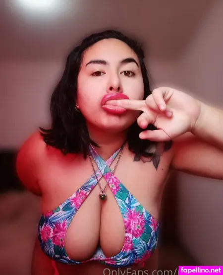 Nellamur OnlyFans Thumbnail #P5GcyHJfy0