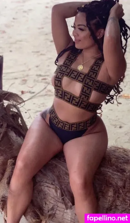 Nelle Diala OnlyFans Thumbnail #0VMPXg2nql