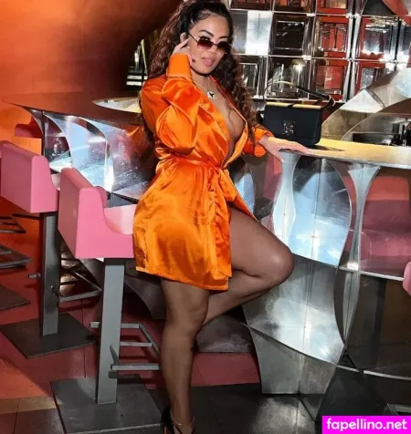 Nelle Diala OnlyFans Thumbnail #1N3CUCCDS8