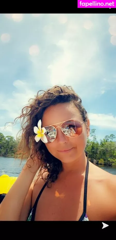 Nellebeachgirl OnlyFans Thumbnail #KbHxczpEqk