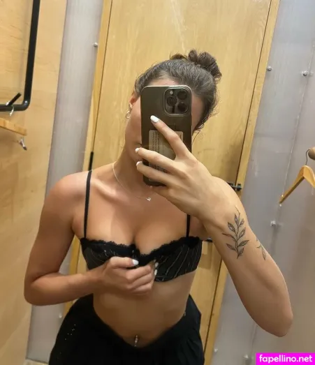 Nelliesworld OnlyFans Thumbnail #LccZ8tYCY4