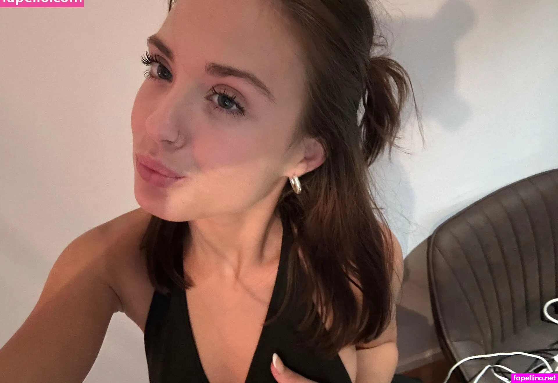 nelliesfreerange, nellixfree Nude Leaked OnlyFans Photo #9ScNn40Fs2