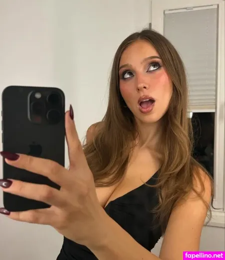 Nelly Nelsson OnlyFans Thumbnail #zoVEb9qOSS