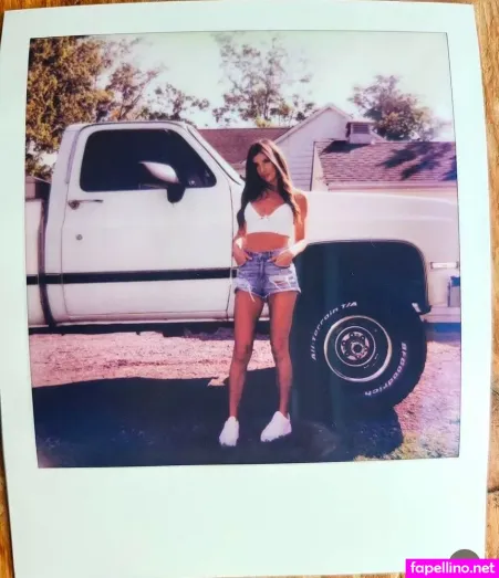 Nelly Weaver OnlyFans Thumbnail #g9IyqB2Kyn