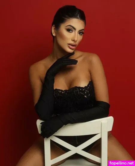 Nelly Xoxo OnlyFans Thumbnail #kdu0GDw2Bd