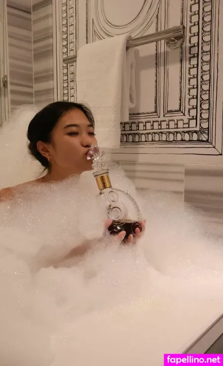Nemo Zhou 2 OnlyFans Thumbnail #1IKKNy90Vm
