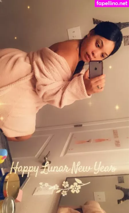 Nenethedream OnlyFans Thumbnail #3shvTBBNd8