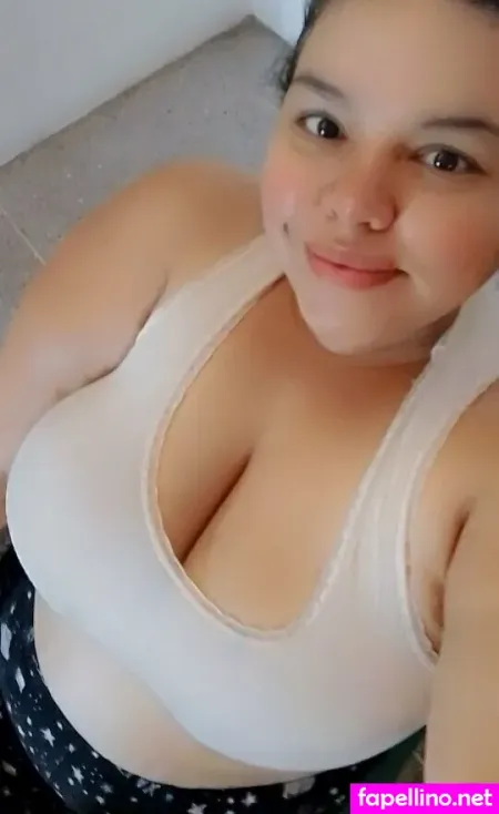 Nenitacurvy OnlyFans Thumbnail #evlra7Fe85