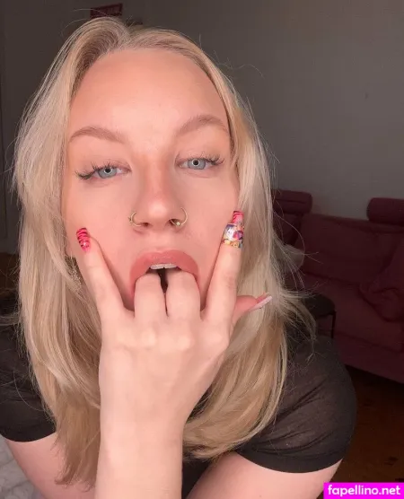 Nenna Nieminen OnlyFans Thumbnail #3cWParxmBy