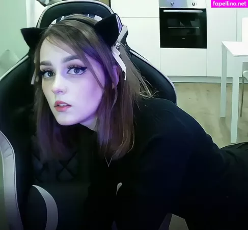 Nenormova OnlyFans Thumbnail #dE7WPheyPZ