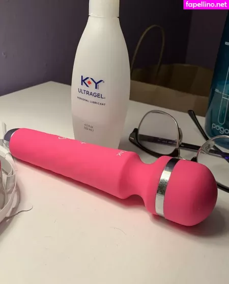 Neoma Moon OnlyFans Thumbnail #GmqEUxApug