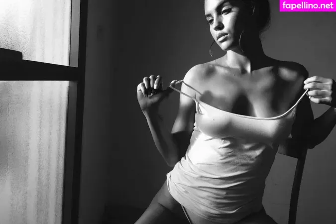 Neomi Attal OnlyFans Thumbnail #gwOnDiMxZS