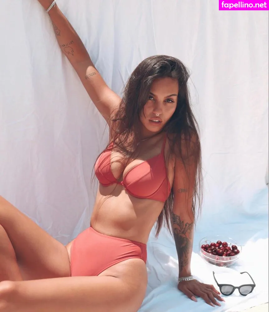 neomi_attal, u92775866 Nude Leaked OnlyFans Photo #jpDTM1okcq