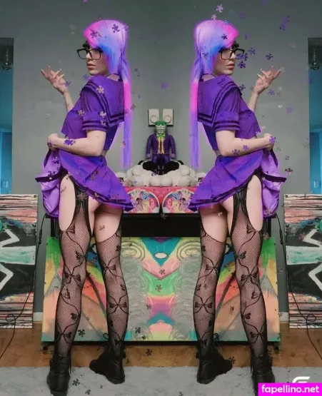 Neon Bunni OnlyFans Thumbnail #IroevX2Ul9