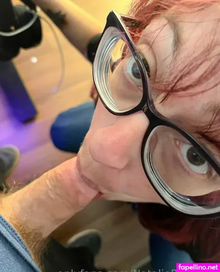 Neon Sign OnlyFans Thumbnail #GitlyQDCfi