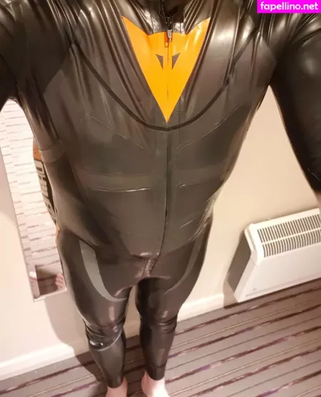 Neonlatex OnlyFans Thumbnail #L762WrS9SZ