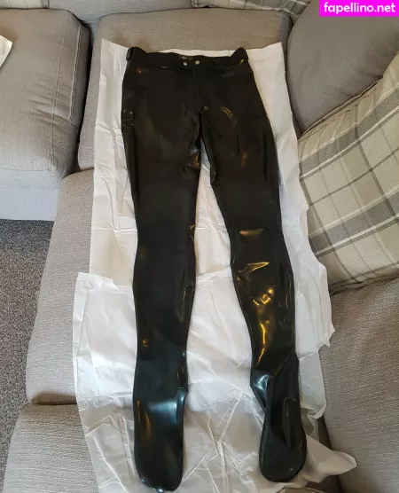 Neonlatex OnlyFans Thumbnail #twjJe4AgW3