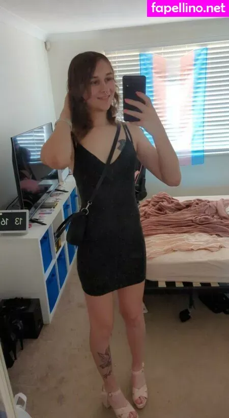 Neonrosa OnlyFans Thumbnail #VUu5mK4qkG