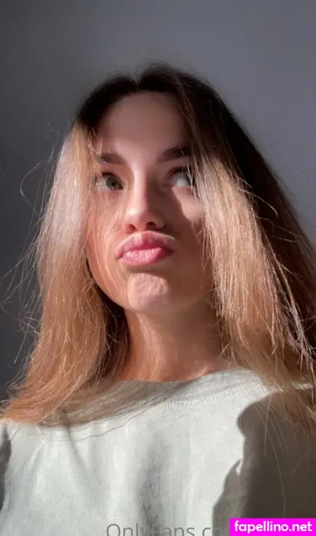 Nepotribna OnlyFans Thumbnail #DRco3Fivo1