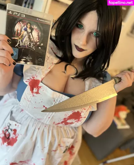 Nerdy Cinnamon OnlyFans Thumbnail #OzQqHfGrBj