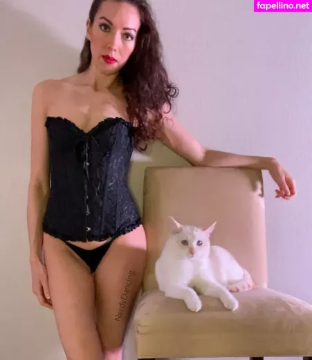 Nerdy Dancing OnlyFans Thumbnail #hztfzq7i4g