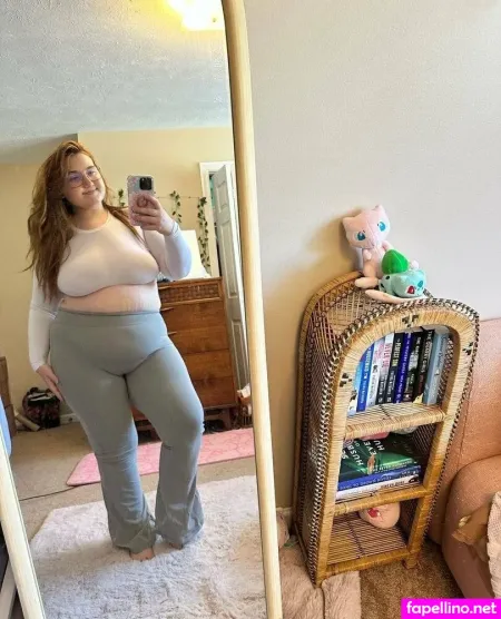 Nerdyandcute OnlyFans Thumbnail #6enaKWQOn8