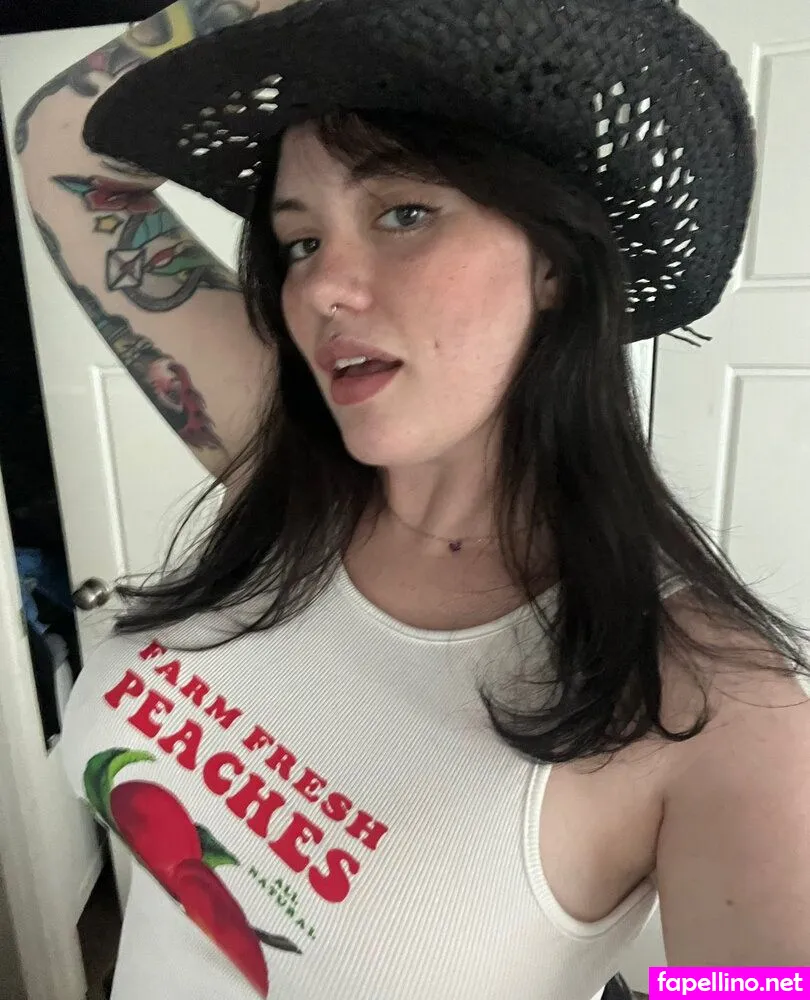 nerdydirtypeach, the_nerdy_peach Nude Leaked OnlyFans Photo #ZTcetBX0RF