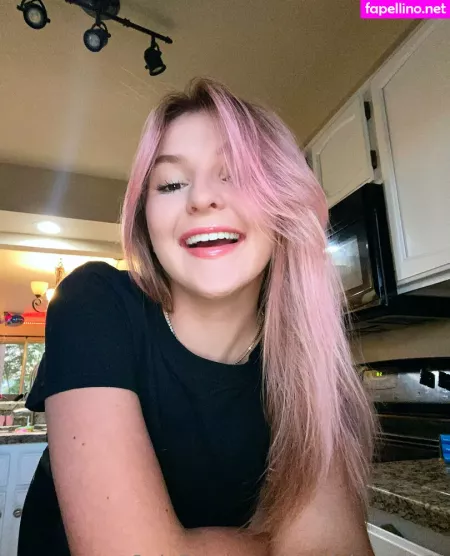 Nerdyhayley69 OnlyFans Thumbnail #jTF053lIe4