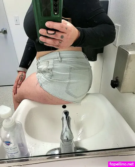 Nerdylively OnlyFans Thumbnail #CXVnOAPoKX