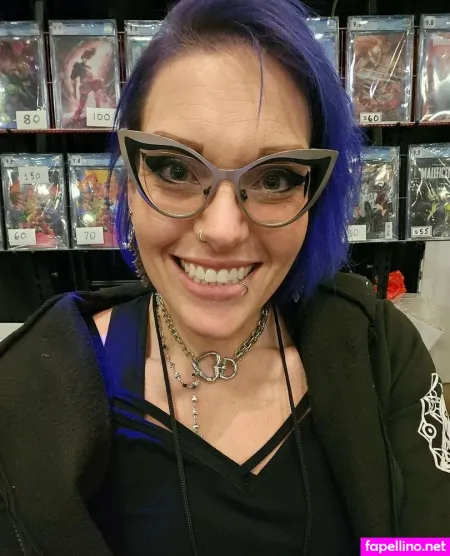Nerdyrockerchick OnlyFans Thumbnail #9mM9Gk6ddq