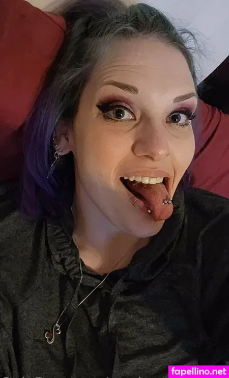 Nerdyrockerchick OnlyFans Thumbnail #WyGkVkpDmr