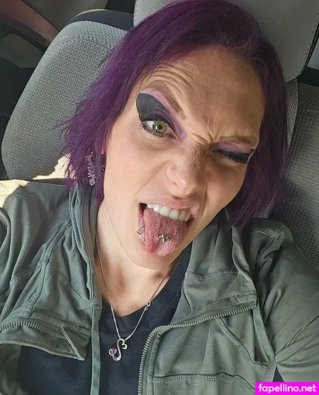Nerdyrockerchick OnlyFans Thumbnail #aaOt7eQbnT