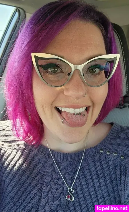 Nerdyrockerchick OnlyFans Thumbnail #j0O75Ey7gN