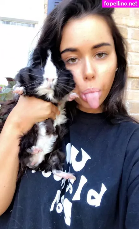 Nerdysara OnlyFans Thumbnail #EjEpmnWYFY