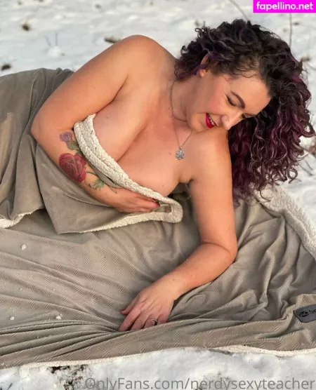 Nerdysexyteacher OnlyFans Thumbnail #UsP6f6e6A6