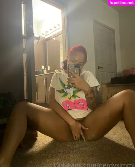 Nerdysimmi OnlyFans Thumbnail #1vh8ZtzgmY