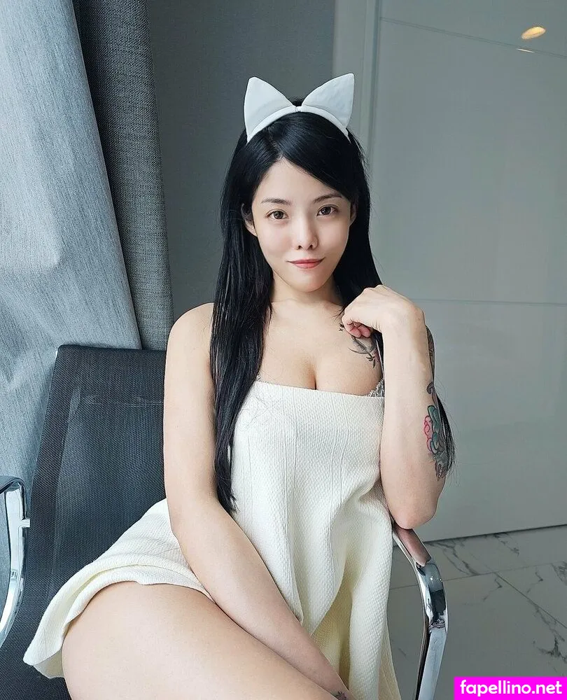 nerdyyumi, yumi_webtoon Nude Leaked OnlyFans Photo #CWArhFviJk