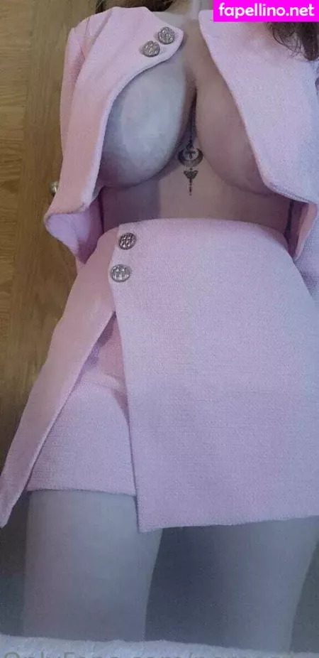 Nereasilva OnlyFans Thumbnail #XJ9OQgjaHD