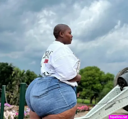 Neria Fumane OnlyFans Thumbnail #09Lj6BWkBe