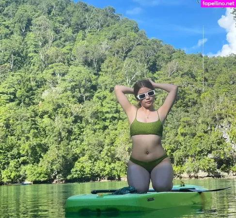 Neslyn Ly OnlyFans Thumbnail #LWM8xVaVNT