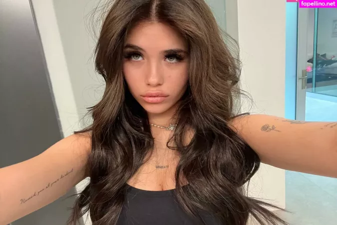 Nessa Barrett OnlyFans Thumbnail #RgWkfAf8x6