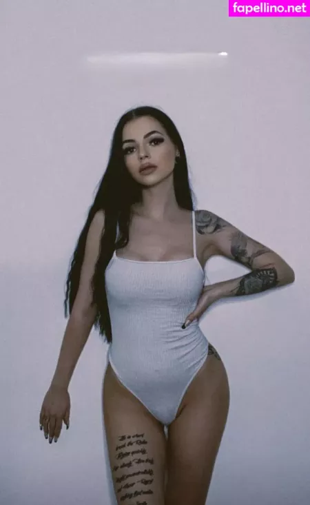 Nessa Jane OnlyFans Thumbnail #AkBJgbb5wO