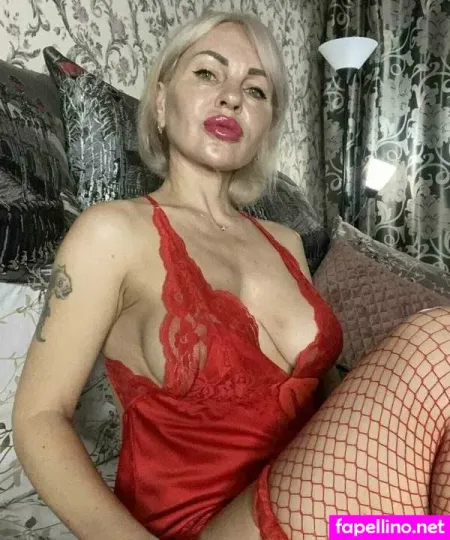 Nessi The Violinist OnlyFans Thumbnail #7xezAHYU5p