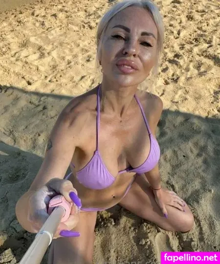Nessi The Violinist OnlyFans Thumbnail #t7ltbqr7p6