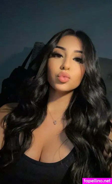 Nesssaaaaa 2 OnlyFans Thumbnail #2c9laorjyT