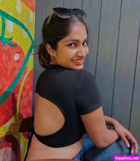 Nethmi Liyanage OnlyFans Thumbnail #loTW4VyZNz